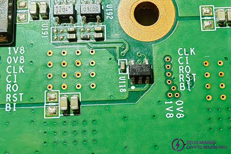 Chip UU4R para placa hash S19 Hydro