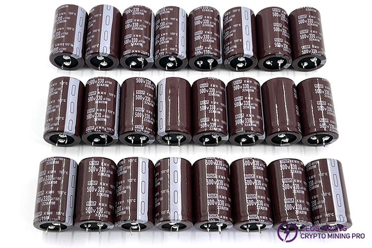 Condensadores electrolíticos de aluminio de 330µF y 500VDC