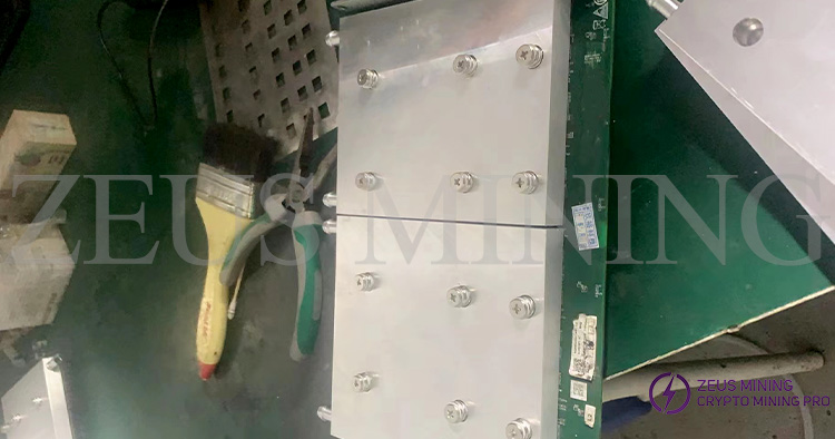 Herramienta de refrigeración líquida para S17+