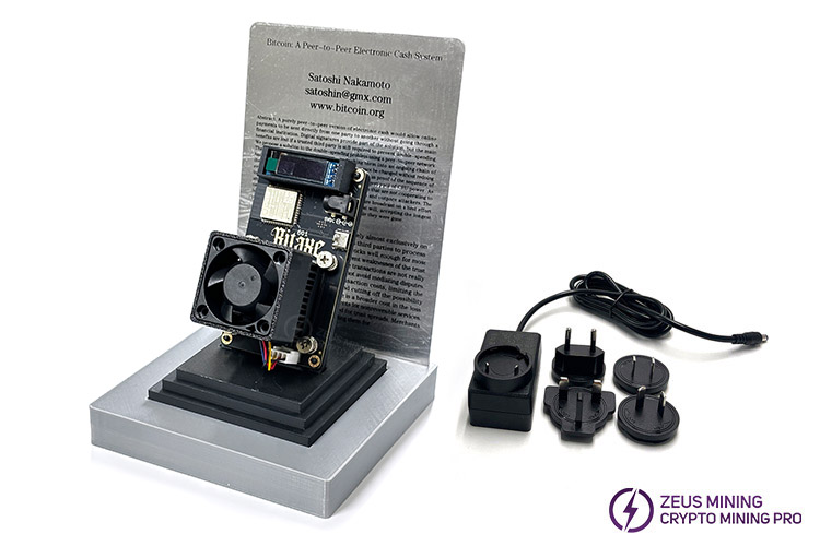 Bitaxe 601: minero individual con 4 adaptadores