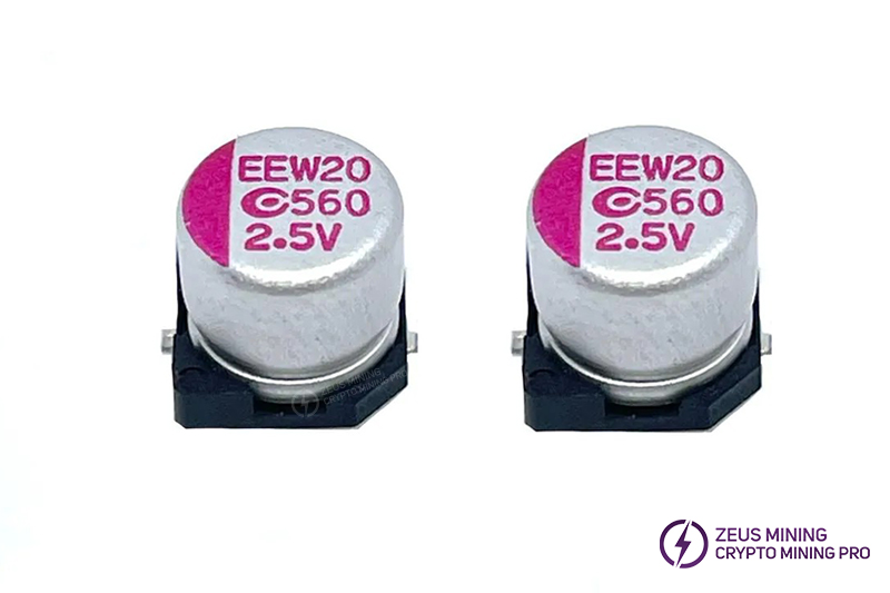 Condensador SMD de 560 µF y 2,5 V