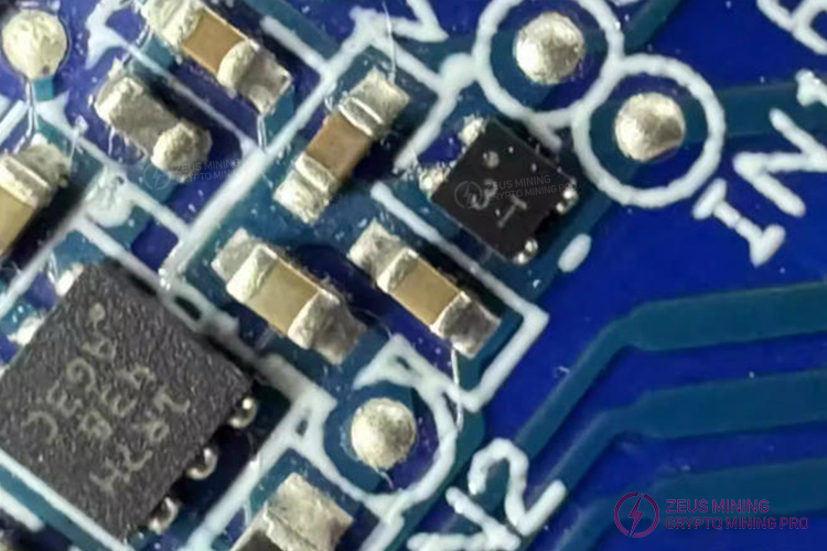 LDO de 1.8 V con marca 3T para tablero de control Avalon